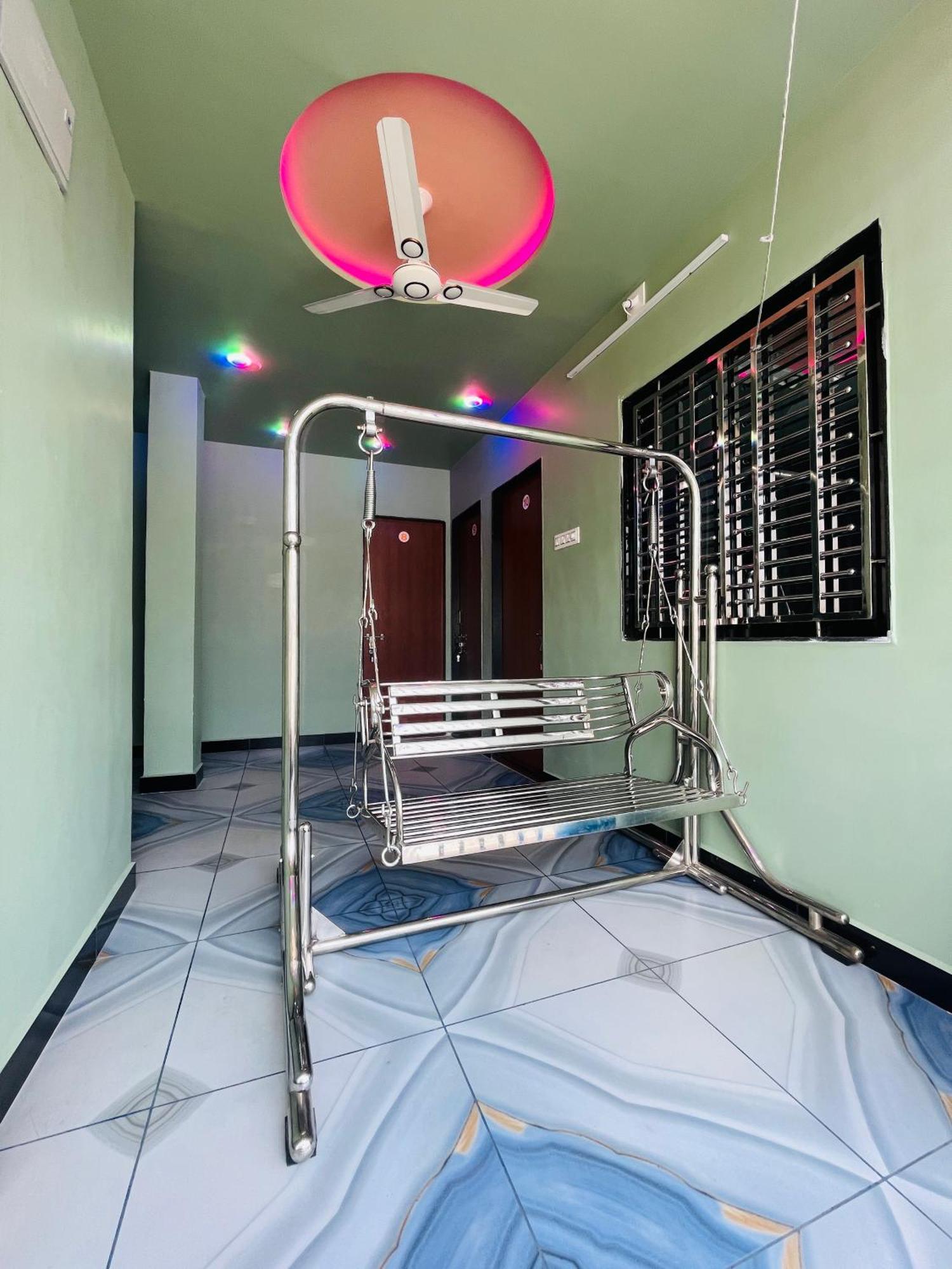 Kamdhenu Home Stay Garudeshwar Exterior photo